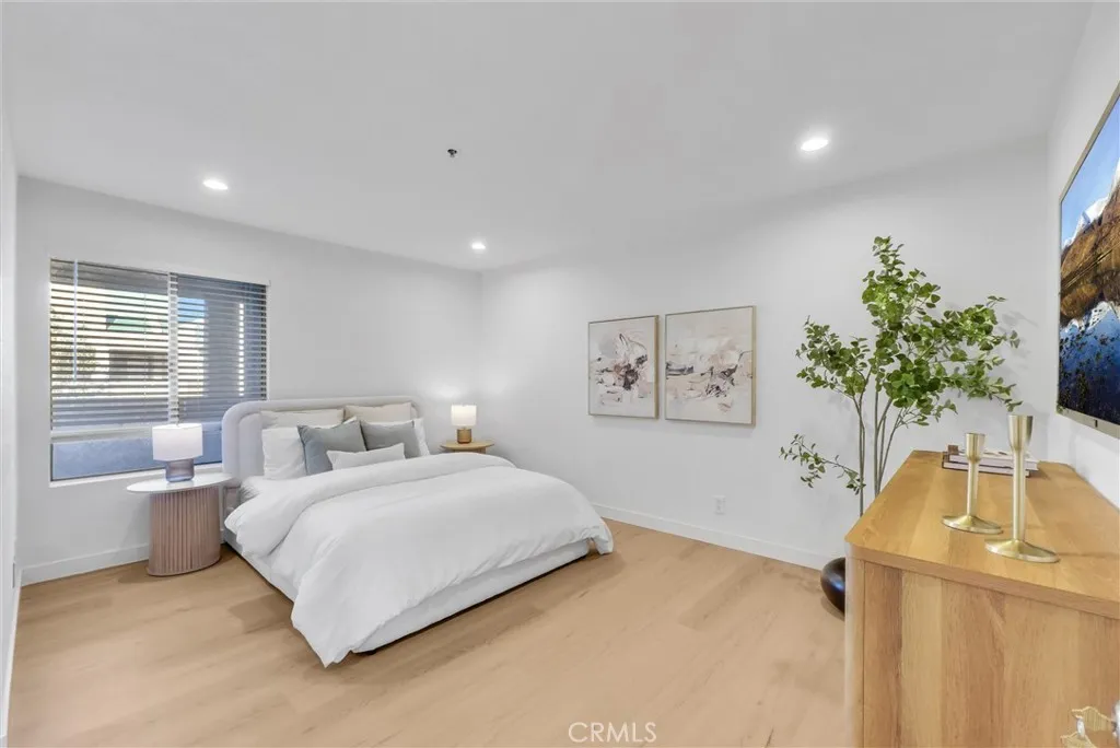 Additional image 53 of 12121 Centralia Street Unit 302, Lakewood, CA 90715