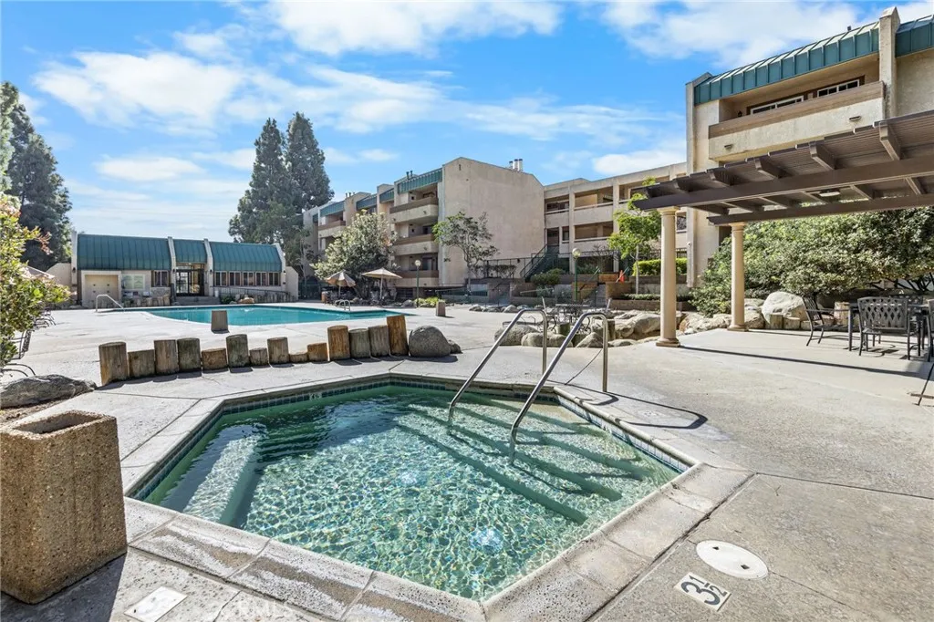 Additional image 71 of 12121 Centralia Street Unit 302, Lakewood, CA 90715