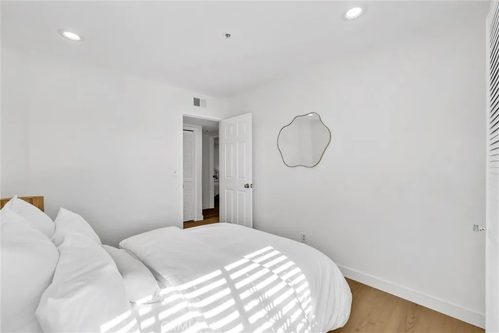 Additional image 16 of 12121 Centralia Street Unit 302, Lakewood, CA 90715