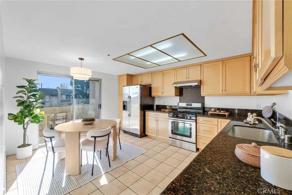 Additional image 39 of 12121 Centralia Street Unit 302, Lakewood, CA 90715