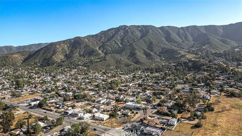 Additional image 84 of 17616 Sutherland Ave, Lake Elsinore, CA 92530