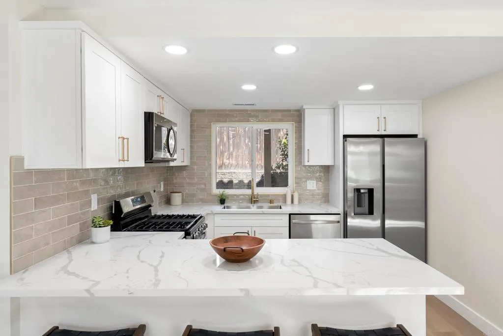 Additional image 11 of 1344 Palomar Place Unit 22, Vista, CA 92084