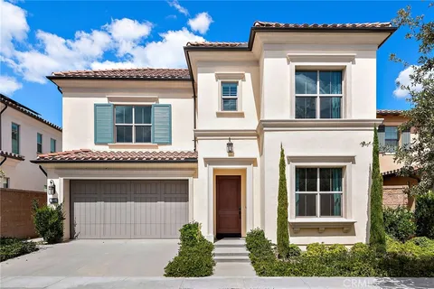 131 Parakeet, Irvine, CA MLS: OC25074369