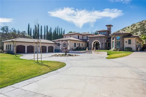 26829 Brooken Avenue, Canyon Country, CA MLS: SR25021345