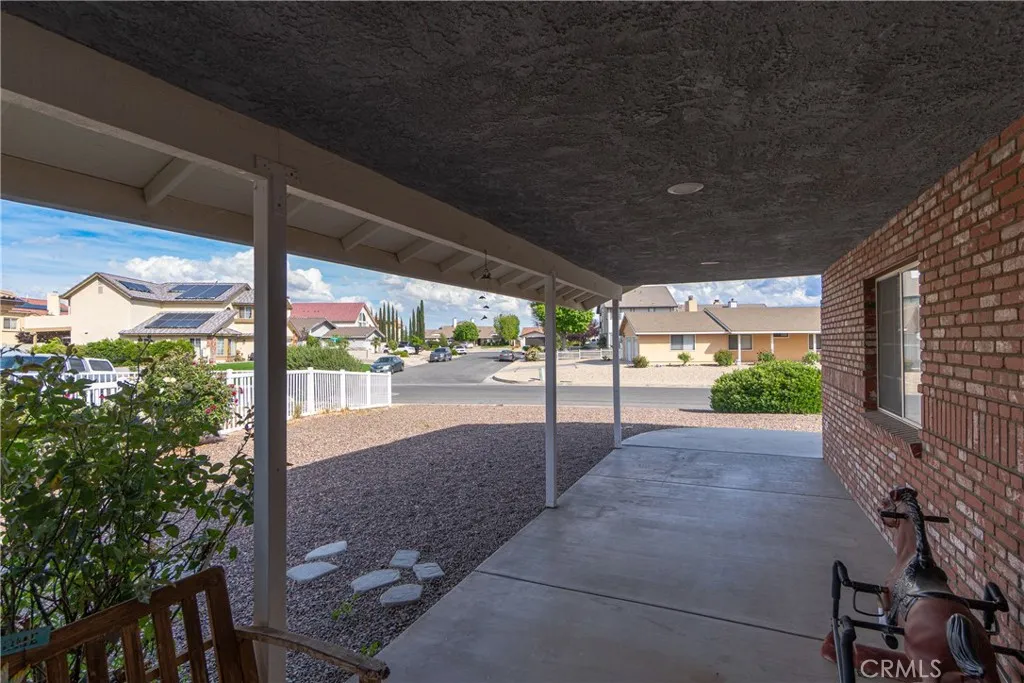 Additional image 4 of 13870 Evergreen Ln, Victorville, CA 92395