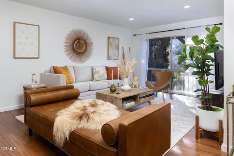 120 S Sierra Madre Boulevard Unit 101, Pasadena, CA 91107 - MLS#: P1-21117