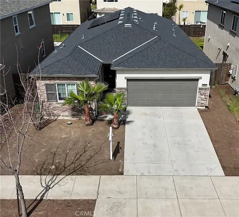 665 Phelps Drive, Merced, CA MLS: MC25053505