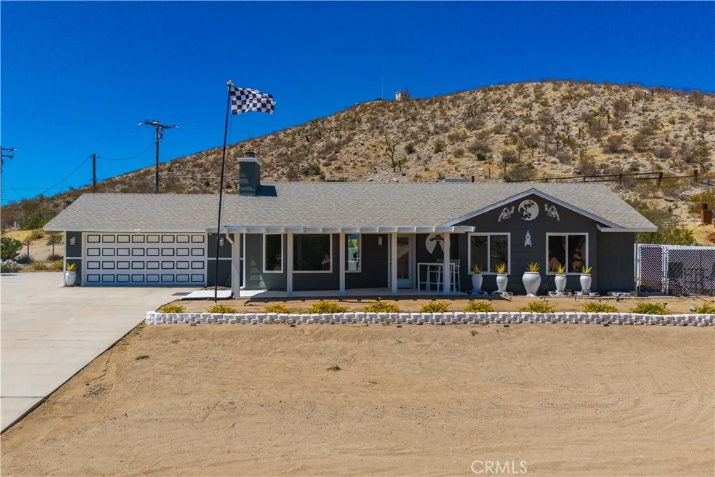 8264 Balsa Avenue, Yucca Valley, CA 92284