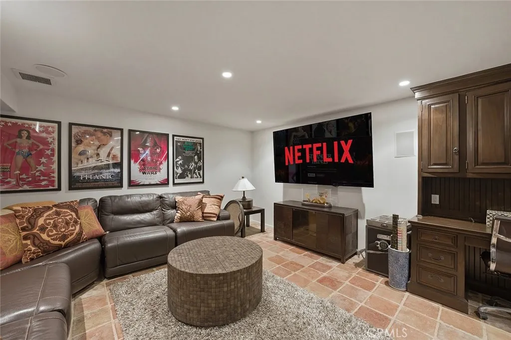 Additional image 62 of 3117 E 1st Street, Long Beach, CA 90803