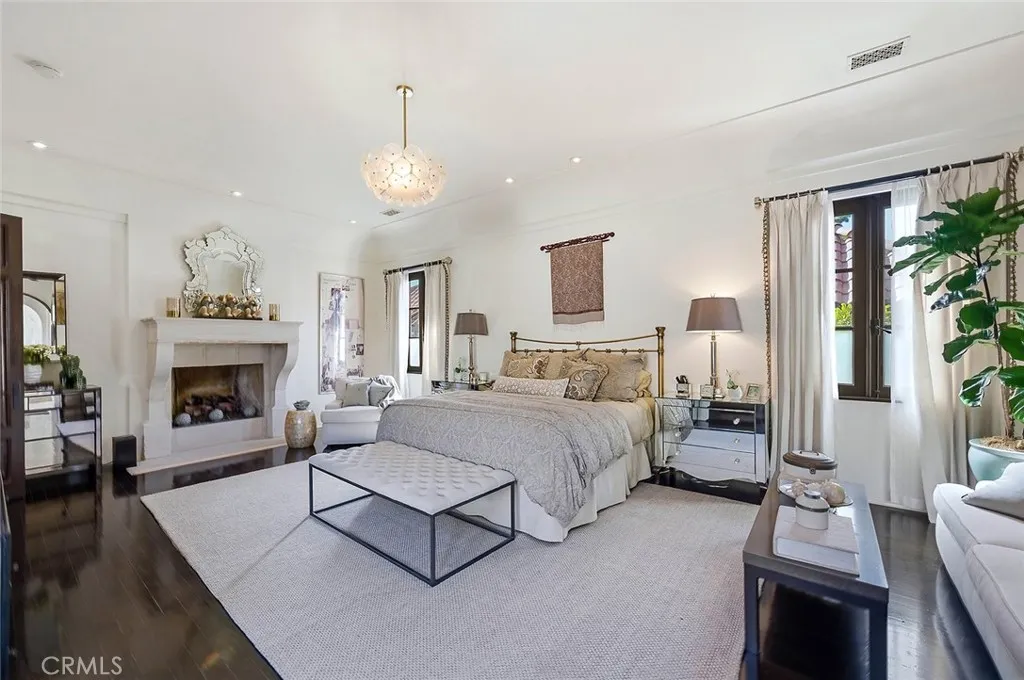 Additional image 50 of 3117 E 1st Street, Long Beach, CA 90803