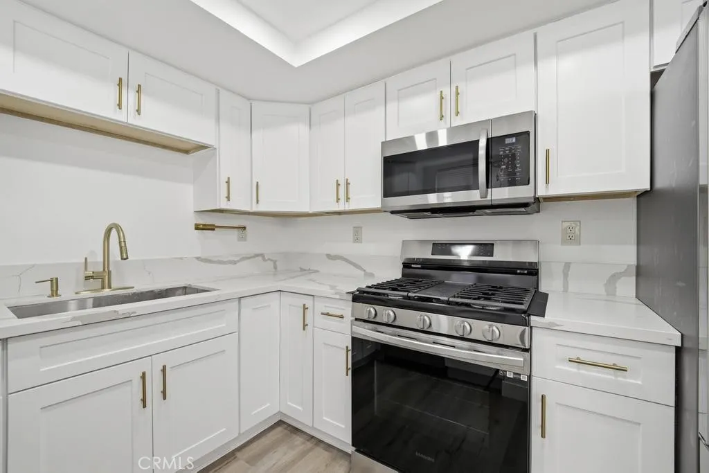Additional image 13 of 44200 Kingtree Ave Unit 16, Lancaster, CA 93534