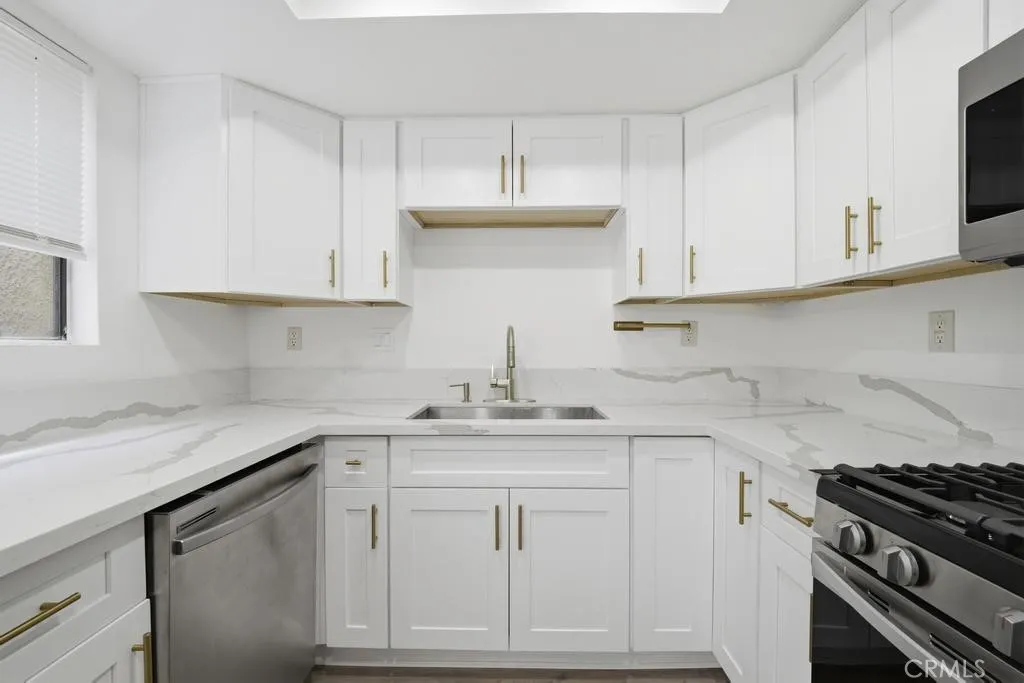 Additional image 40 of 44200 Kingtree Ave Unit 16, Lancaster, CA 93534
