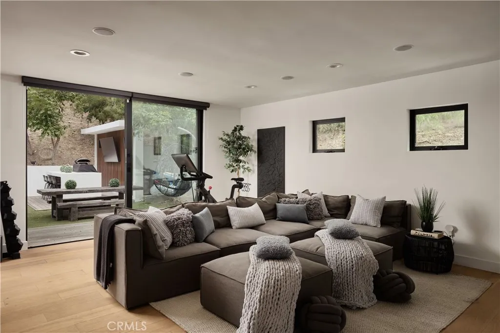 Additional image 64 of 4472 Louise Avenue, Encino, CA 91316