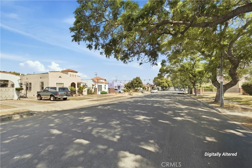 611 W 110th St, Los Angeles, CA 90044