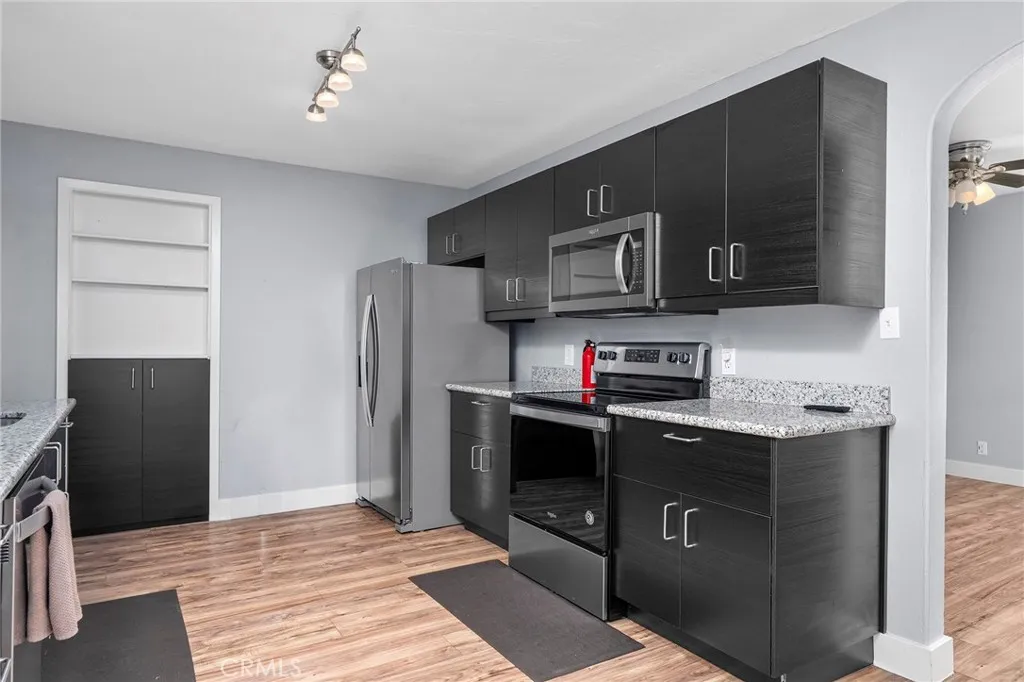 Additional image 40 of 17 E Colusa Street, Orland, CA 95963