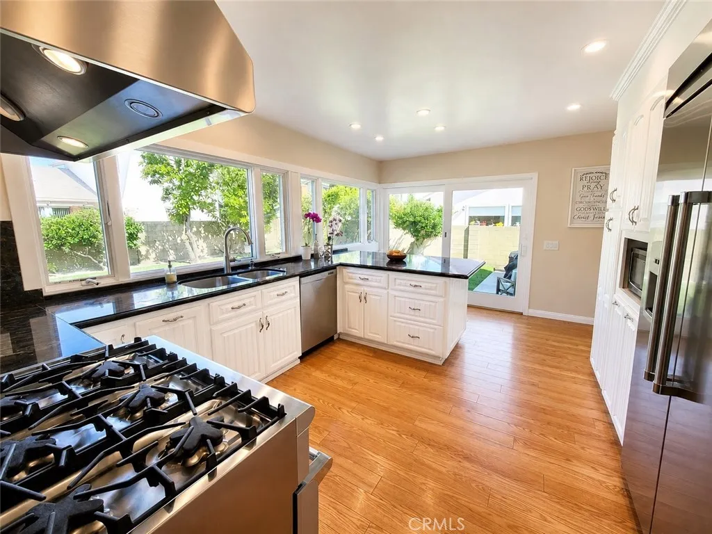 Additional image 47 of 17331 Chapparal Ln, Huntington Beach, CA 92649