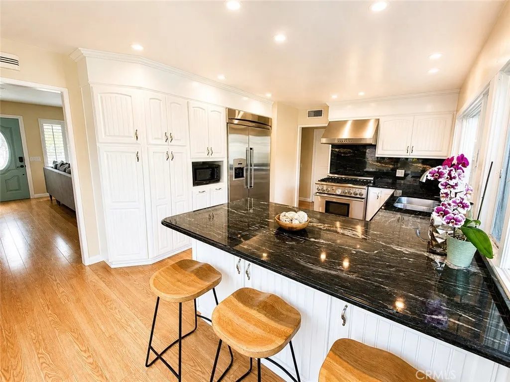 Additional image 6 of 17331 Chapparal Ln, Huntington Beach, CA 92649