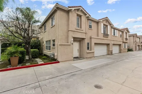 5616 Etiwanda Avenue Unit 14, Tarzana, CA MLS: SR25065527