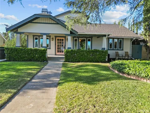 1719 Monte Vista Street, Pasadena, CA MLS: SR25083924