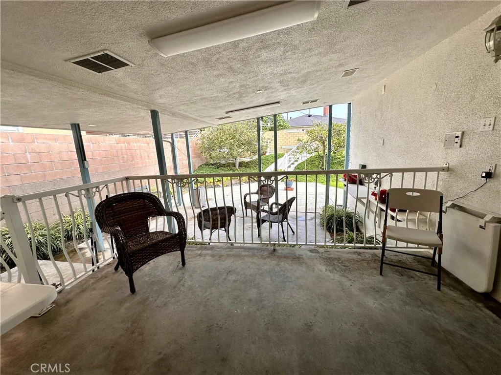 1612 W 22nd St, San Pedro, CA 90007