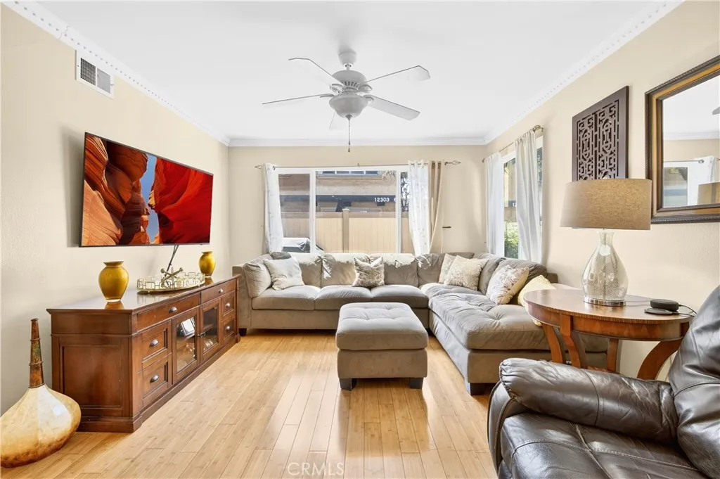 Additional image 3 of 12305 Runnymede Unit 1, North Hollywood, CA 91605