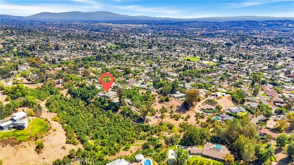 1431 Vista del Valle Way, La Habra Heights, CA 90631