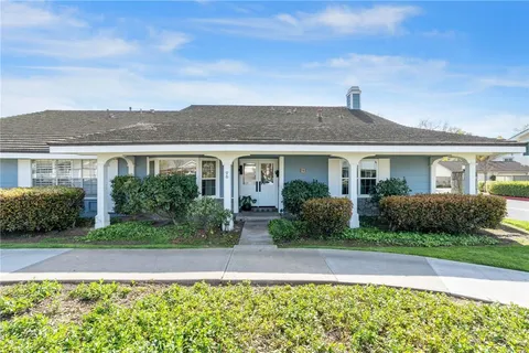 96 Wildwood Unit 10, Irvine, CA 92604 - MLS#: OC25047529