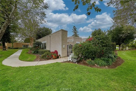 3004 Via Buena Vista Unit C, Laguna Woods, CA 92637 - MLS#: PW25102610