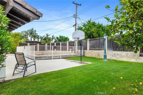 3406 Elm Street, Bakersfield, CA 93301 - MLS#: OC25091155