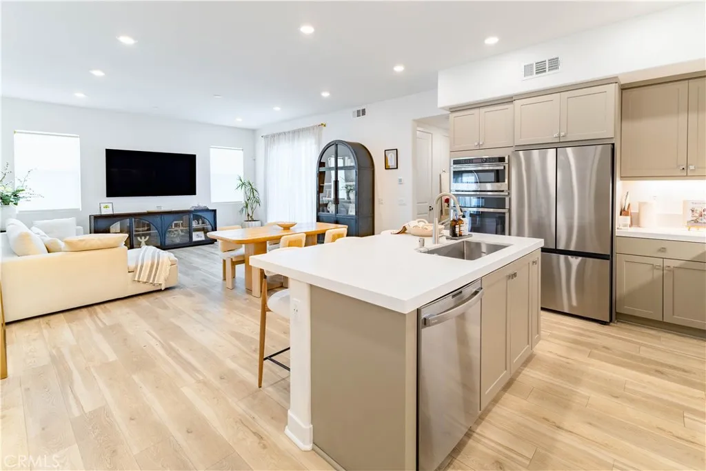 Additional image 20 of 147 Sash, Irvine, CA 92618