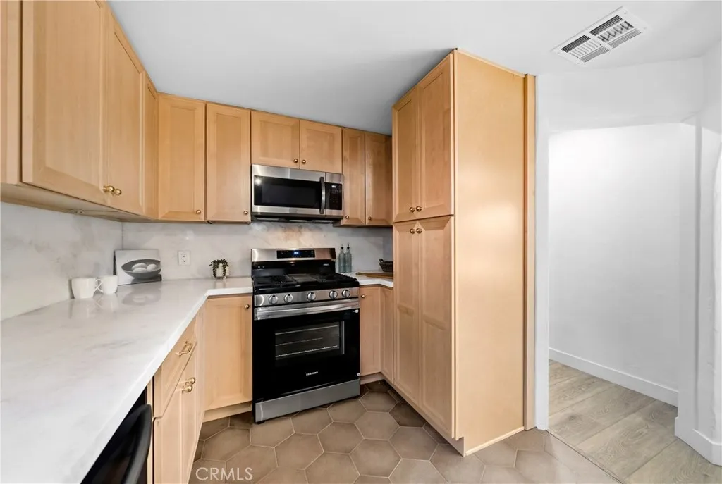 Additional image 9 of 336 El Conejo Dr, Ojai, CA 93023