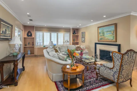 950 S Orange Grove Boulevard Unit D, Pasadena, CA 91105 - MLS#: P1-21205