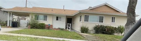 10404 S 10404 S 6th Ave, Inglewood, CA 90303 - MLS#: SR25051645