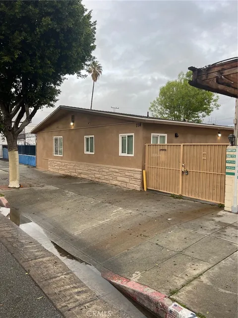 714 S Long Beach Boulevard, Compton, CA MLS: DW25040308