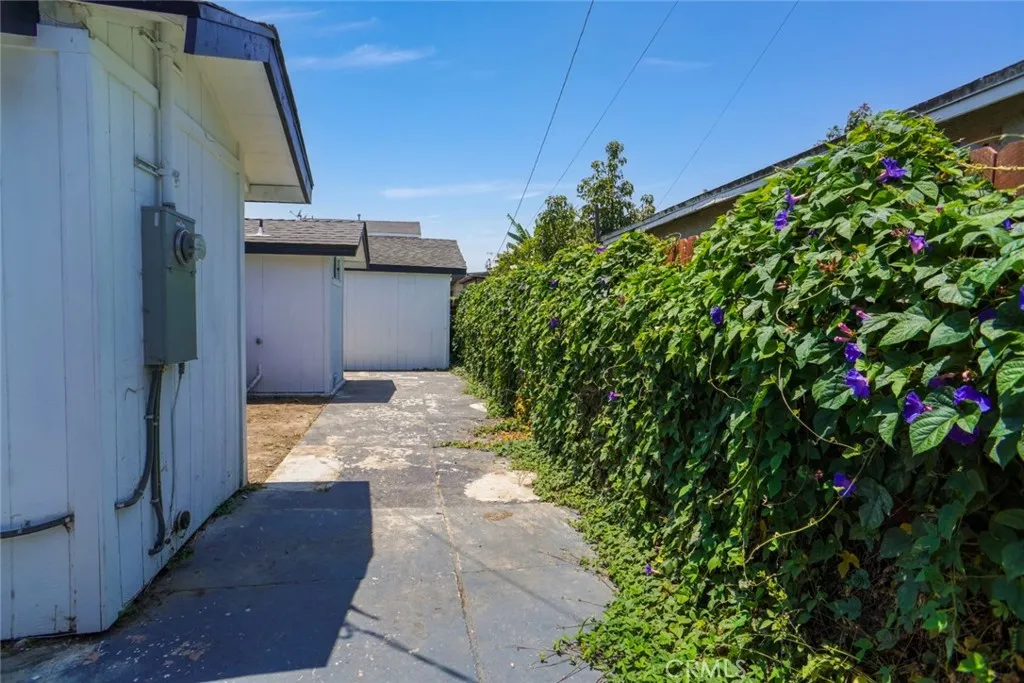 Additional image 21 of 3123 Hyde Park Boulevard, Los Angeles, CA 90043