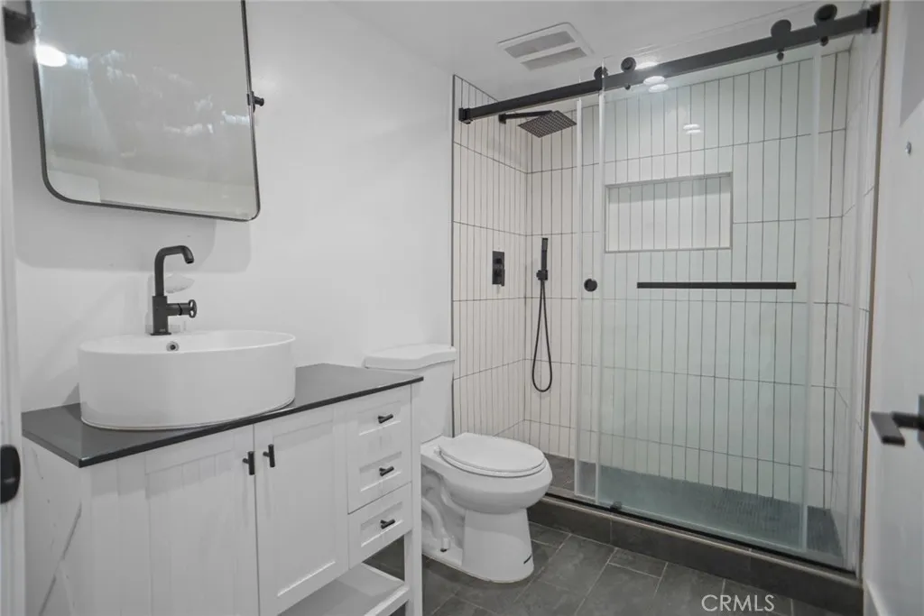 Additional image 34 of 3123 Hyde Park Boulevard, Los Angeles, CA 90043