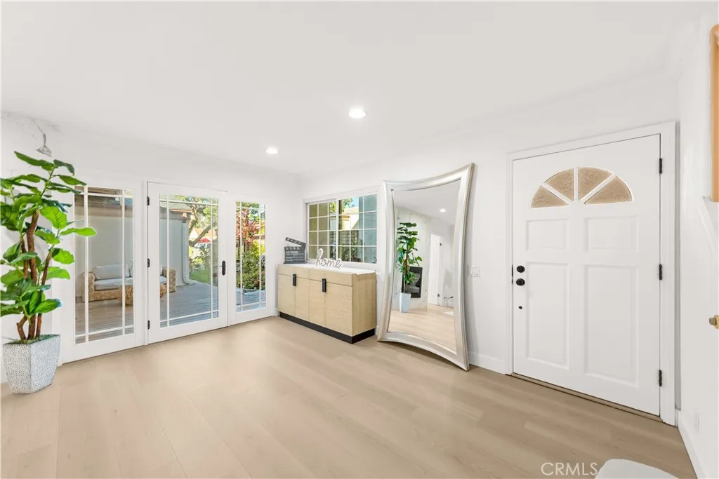 Additional image 9 of 54 Willow Tree Ln, Irvine, CA 92612