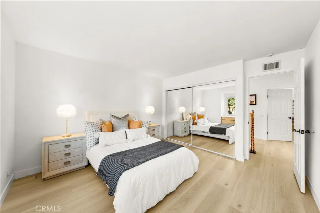 Additional image 34 of 54 Willow Tree Ln, Irvine, CA 92612