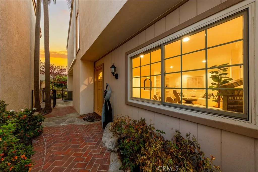 Additional image 40 of 54 Willow Tree Ln, Irvine, CA 92612