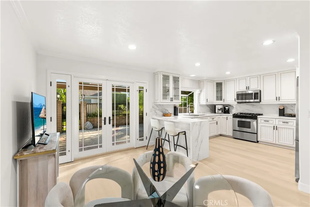 Additional image 84 of 54 Willow Tree Ln, Irvine, CA 92612