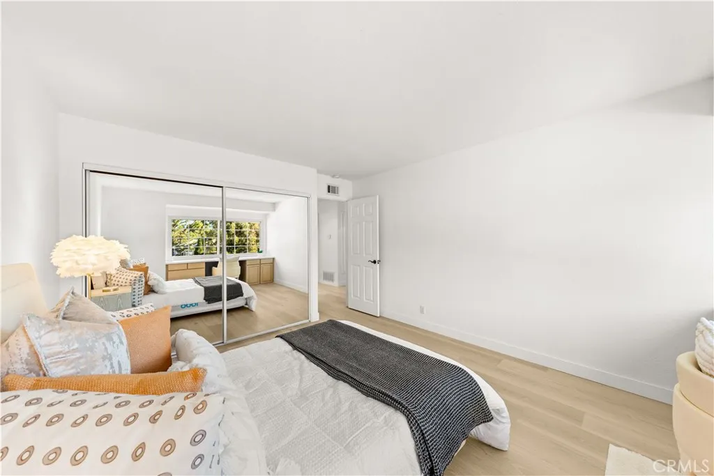 Additional image 103 of 54 Willow Tree Ln, Irvine, CA 92612