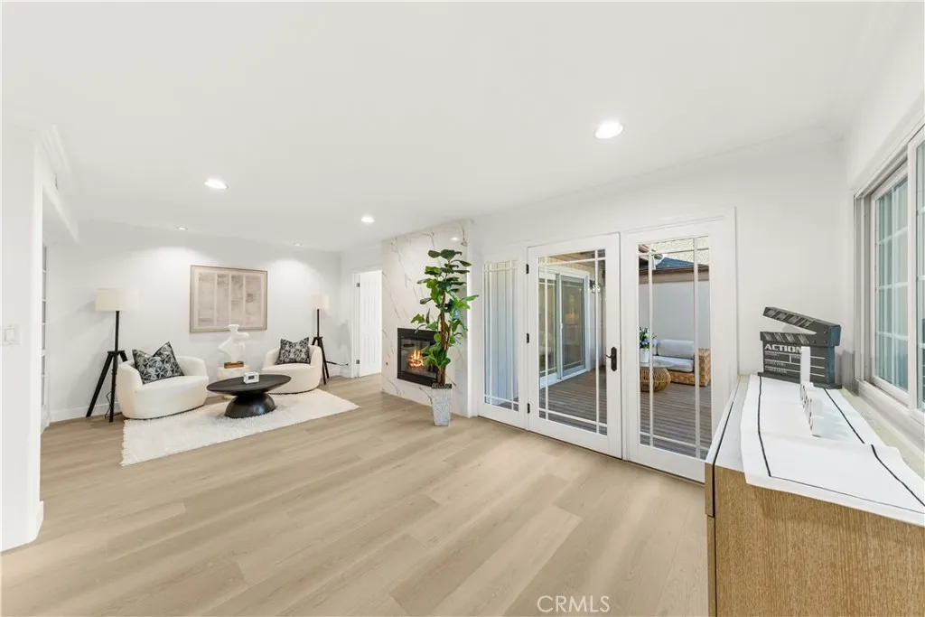 Additional image 7 of 54 Willow Tree Ln, Irvine, CA 92612