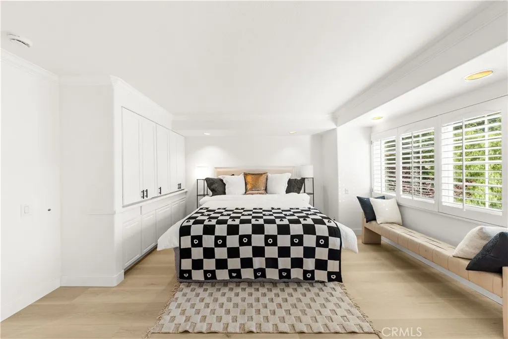 Additional image 26 of 54 Willow Tree Ln, Irvine, CA 92612