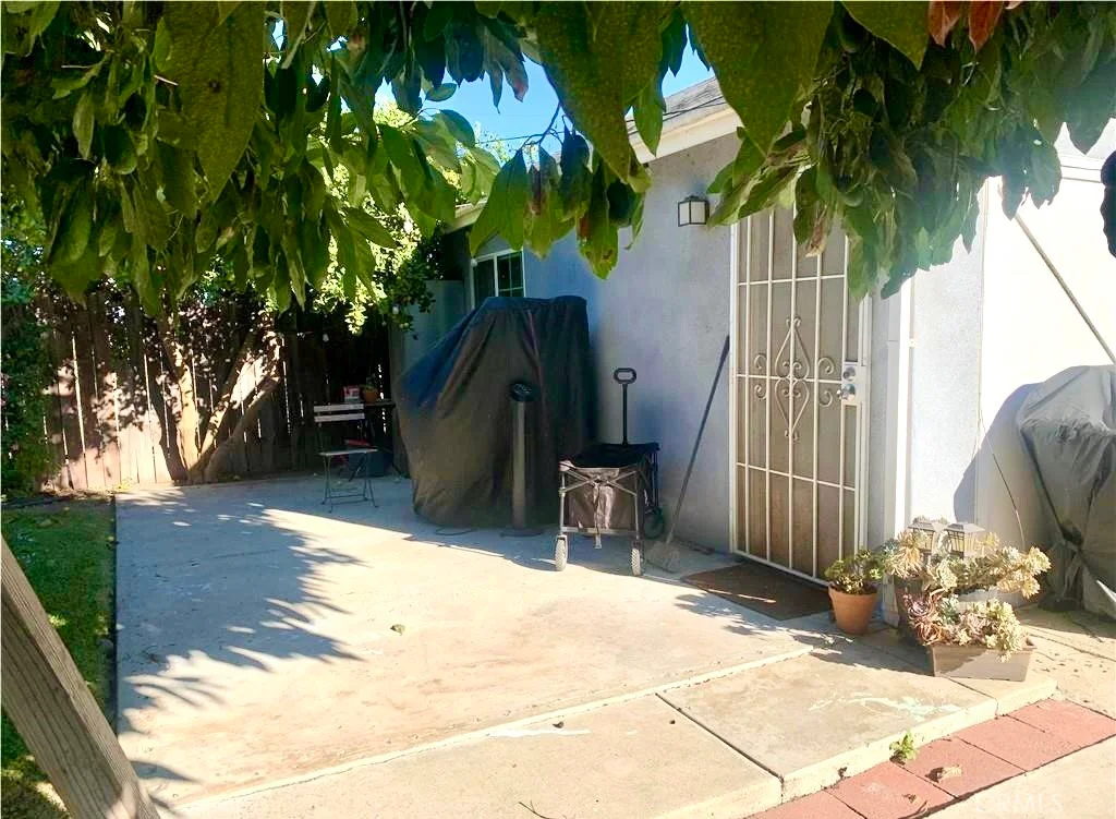 11218 Belhaven St, Los Angeles, CA 90059
