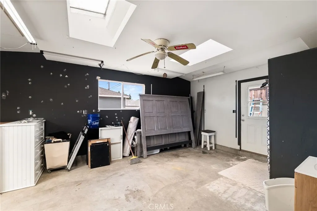 Additional image 95 of 2335 Carfax Ave, Long Beach, CA 90815