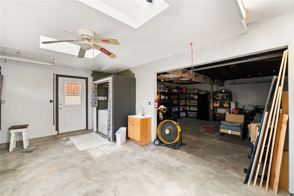 Additional image 42 of 2335 Carfax Ave, Long Beach, CA 90815