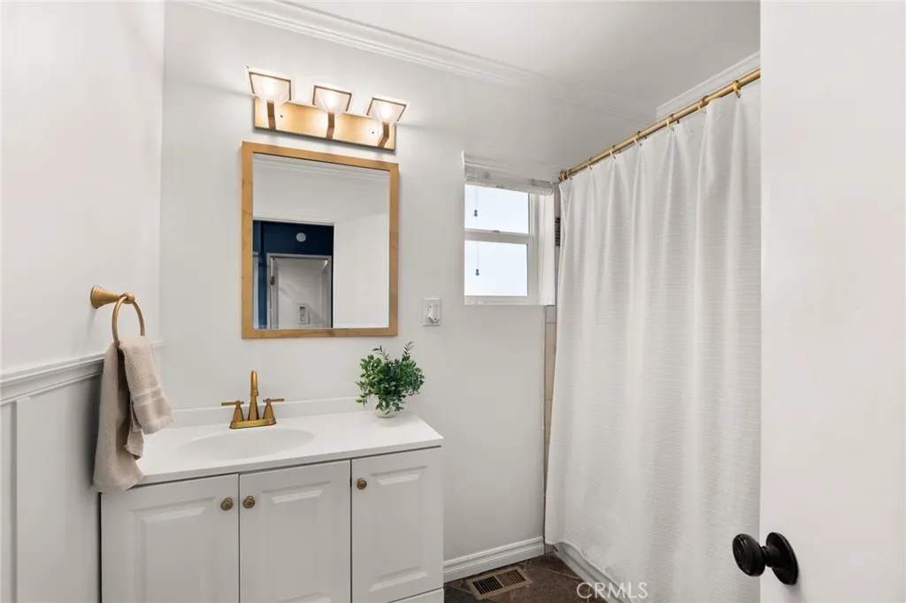 Additional image 75 of 2335 Carfax Ave, Long Beach, CA 90815