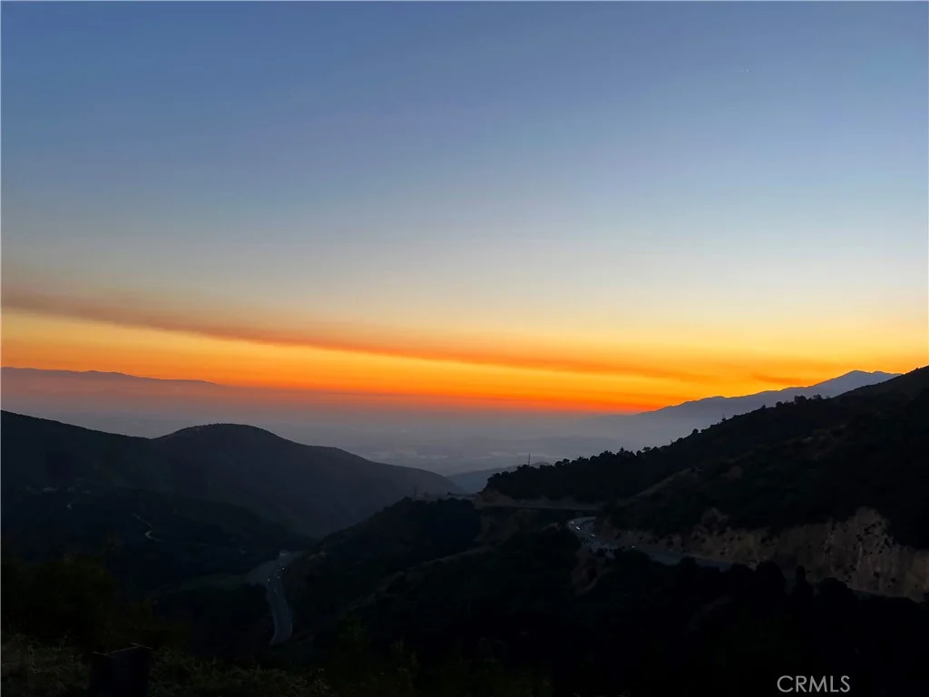 969 Fern Drive, Crestline, CA 92325