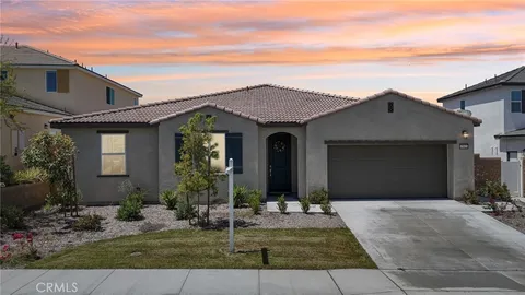 542 Finch Drive, Rialto, CA MLS: IV25107537