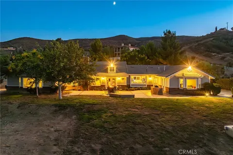 10010 Leona Avenue, Leona Valley, CA MLS: SR24243620